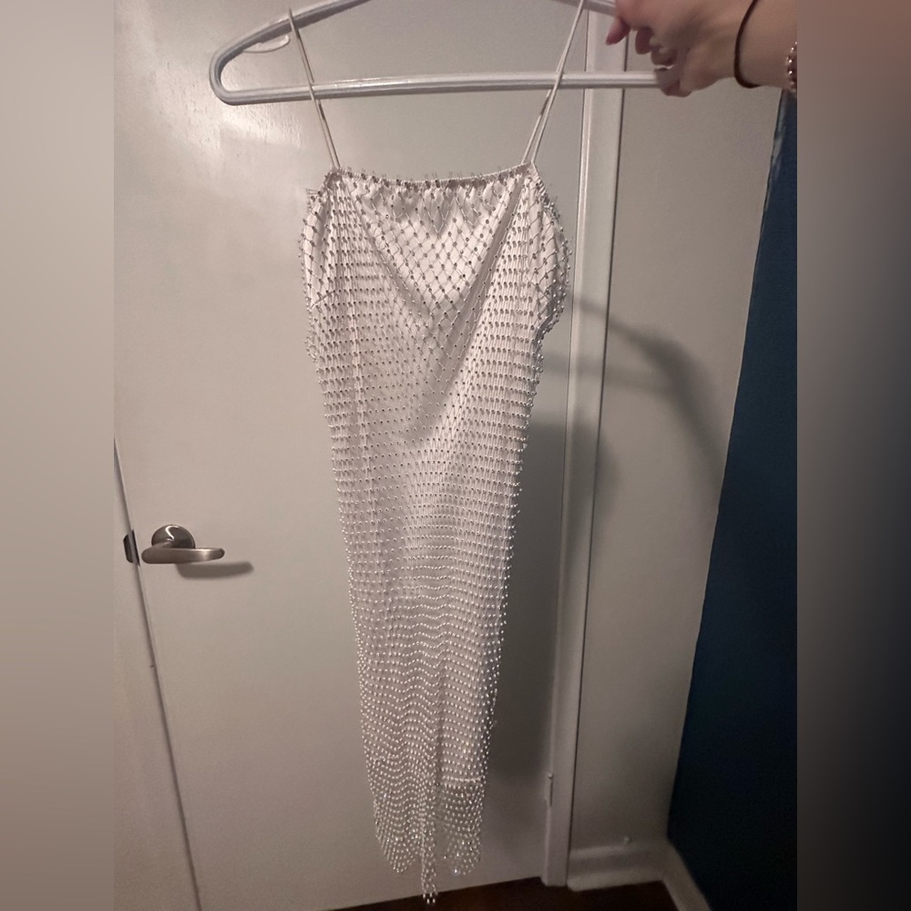 POLLY BEADED DRESS- WHITE- SIZE SMALL